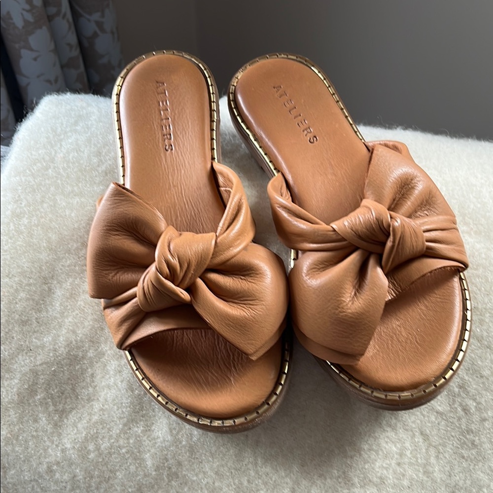 Ateliers Canada 🍁 Bimini new Tan Leather Knot Slide Sandals